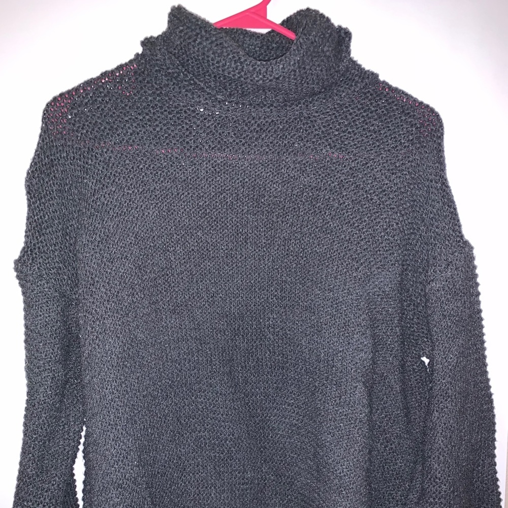 NEVER WORN Angashion Gray Turtle Neck Sweater!